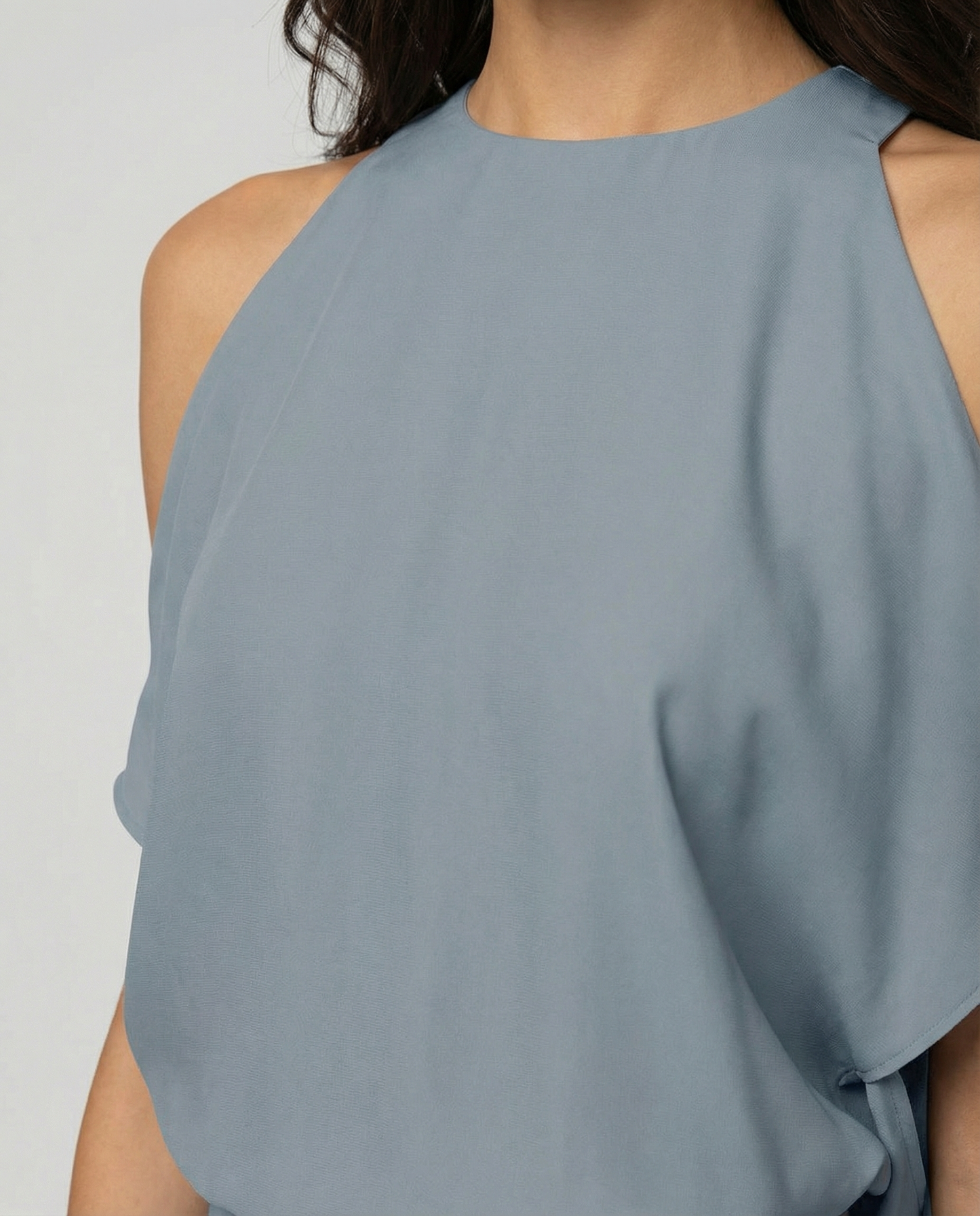 Elegant Dress with Fashionable Shoulder Cutouts - close-up detail
