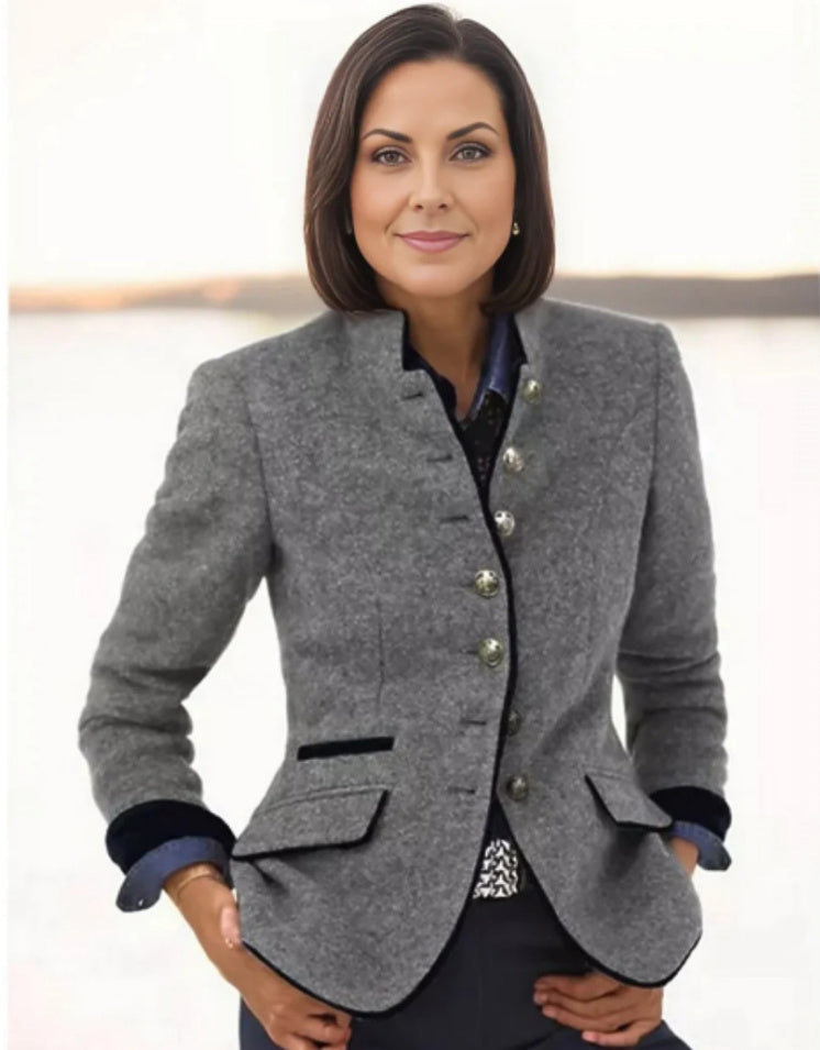 EVA-US | Multi-button Women's Jacket Made of Wool With Color Combination