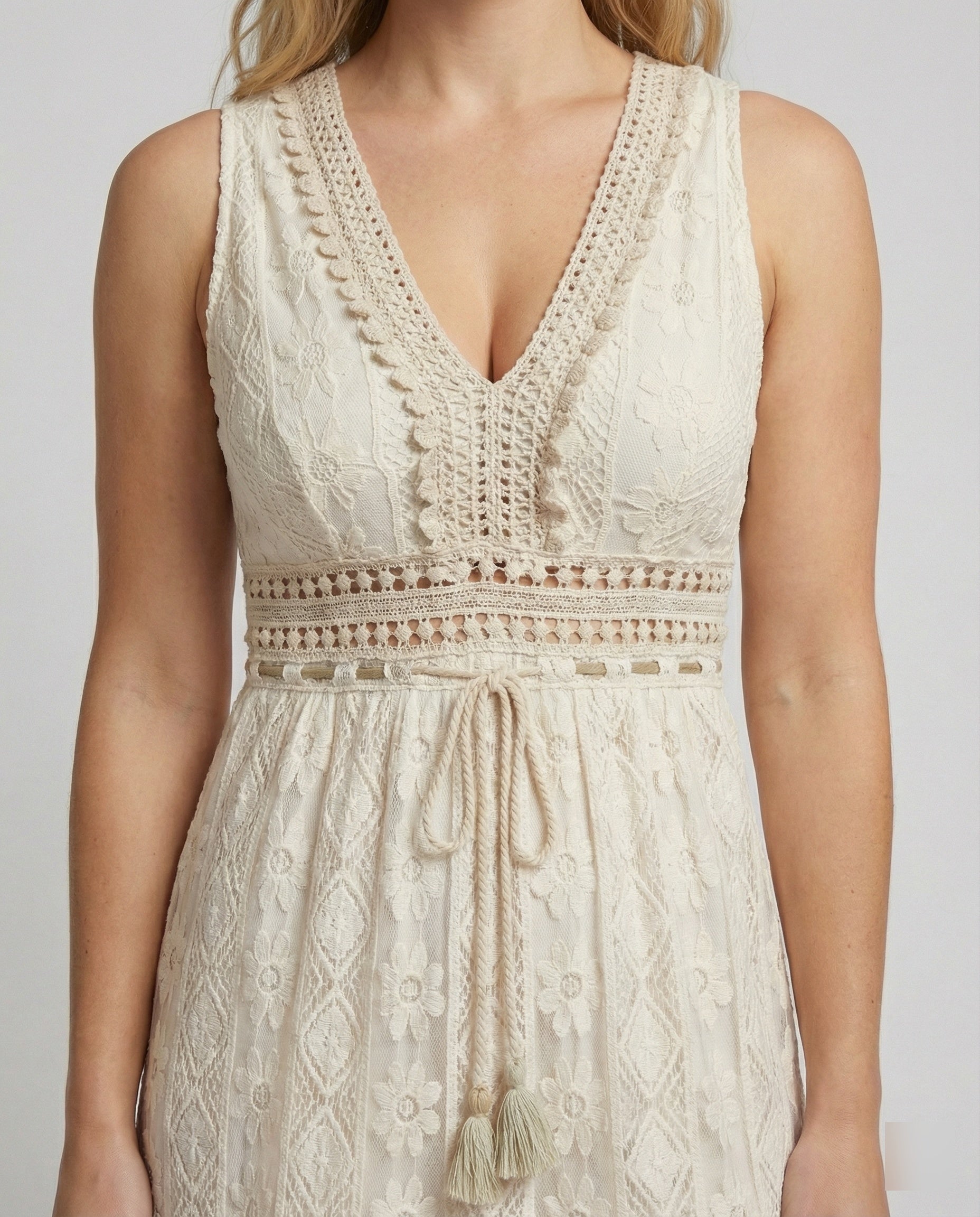 Graceful Boho Lace Dress for Summer - close-up detail