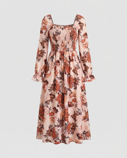 Ladies maxi dress with elegant floral pattern and feminine ruffles - Chichicherry