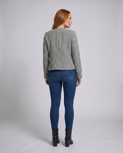 Ladies short jacket with elegant tweed pattern - Chichicherry