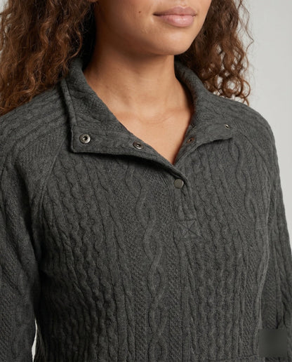 Ladies warming sweatshirt with textured knit pattern and practical pockets - Chichicherry
