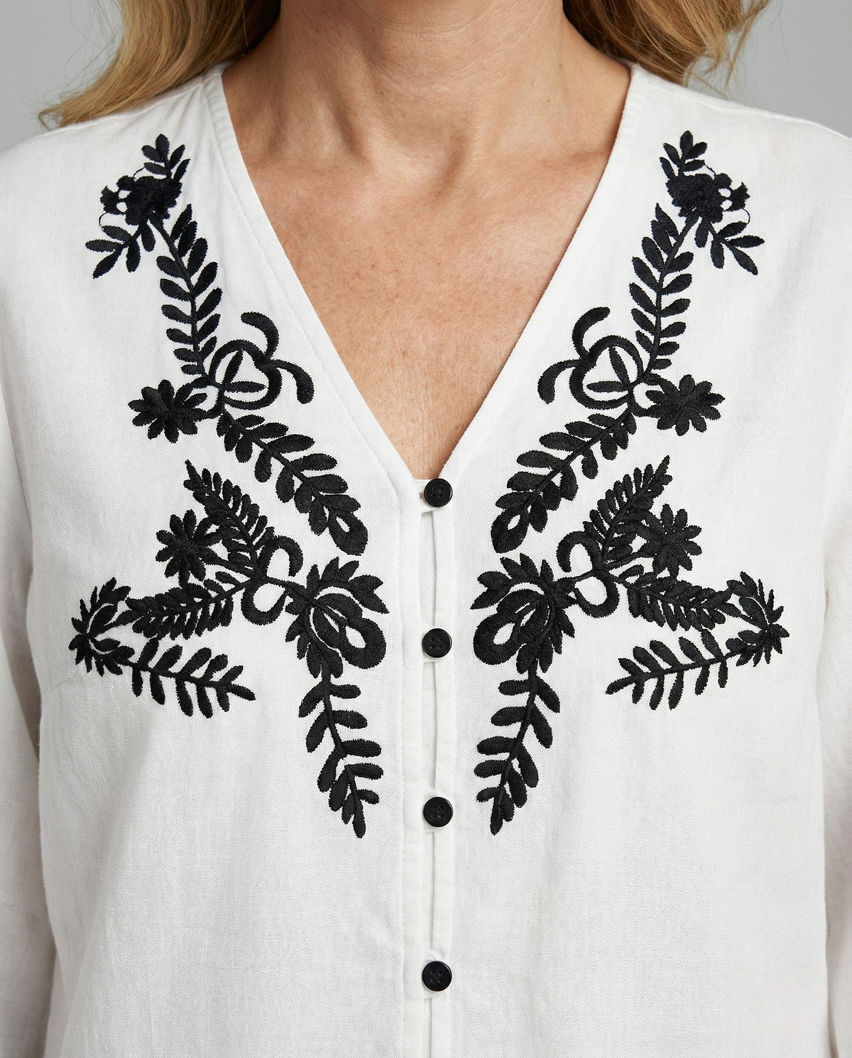 Product 15482779369802 - close_up_detail