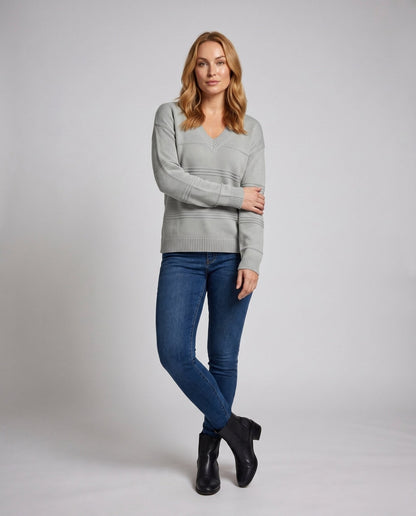 Women casual V neck sweater - Chichicherry