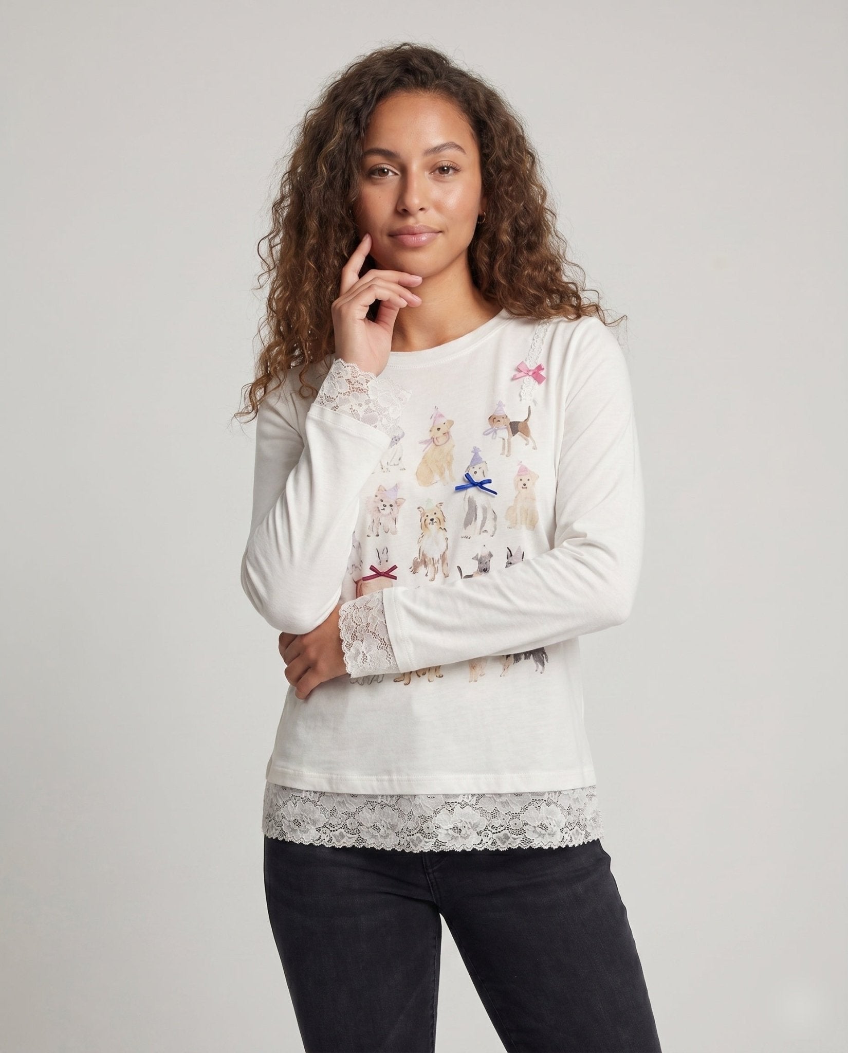 Women long sleeve shirt with playful animal motif and lace border - Chichicherry