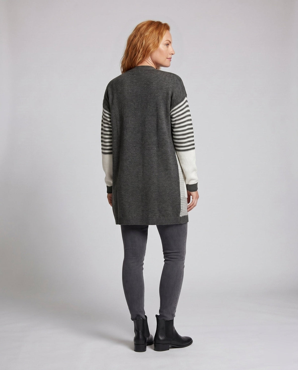 Women's cardigan with fashionable block stripe design and practical pockets - Chichicherry