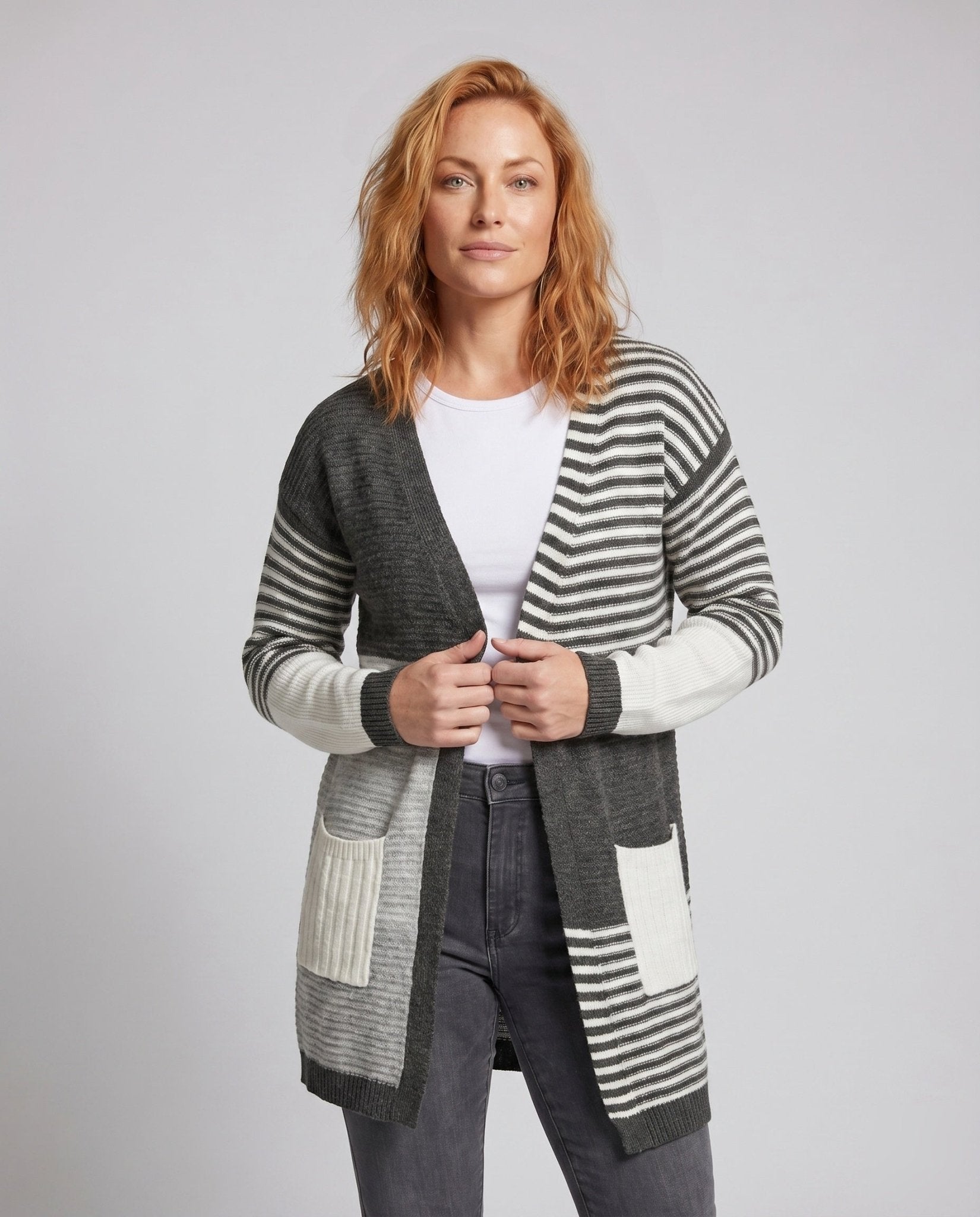 Women's cardigan with fashionable block stripe design and practical pockets - Chichicherry