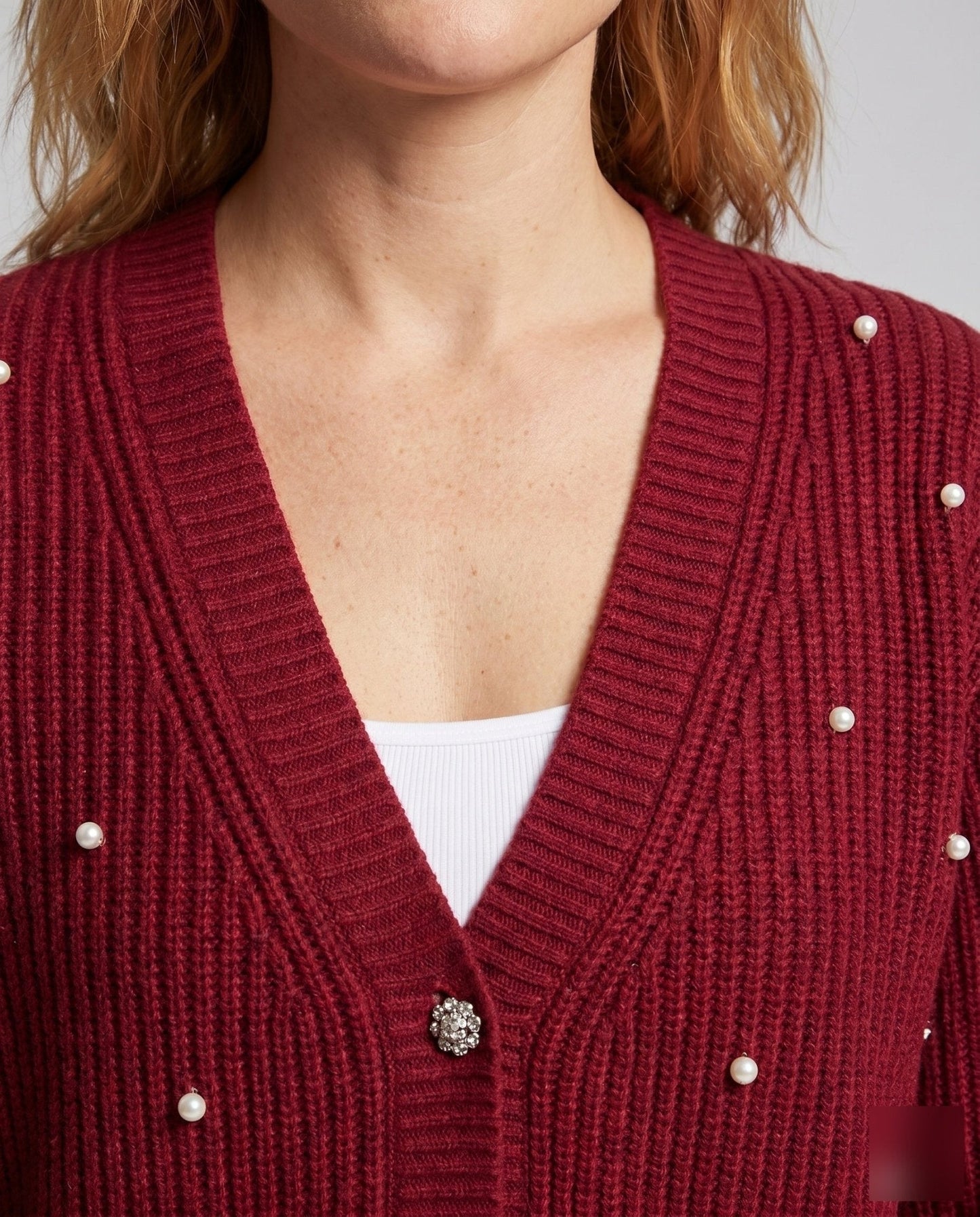 Women's cardigan with pearl details and casual fit - Chichicherry
