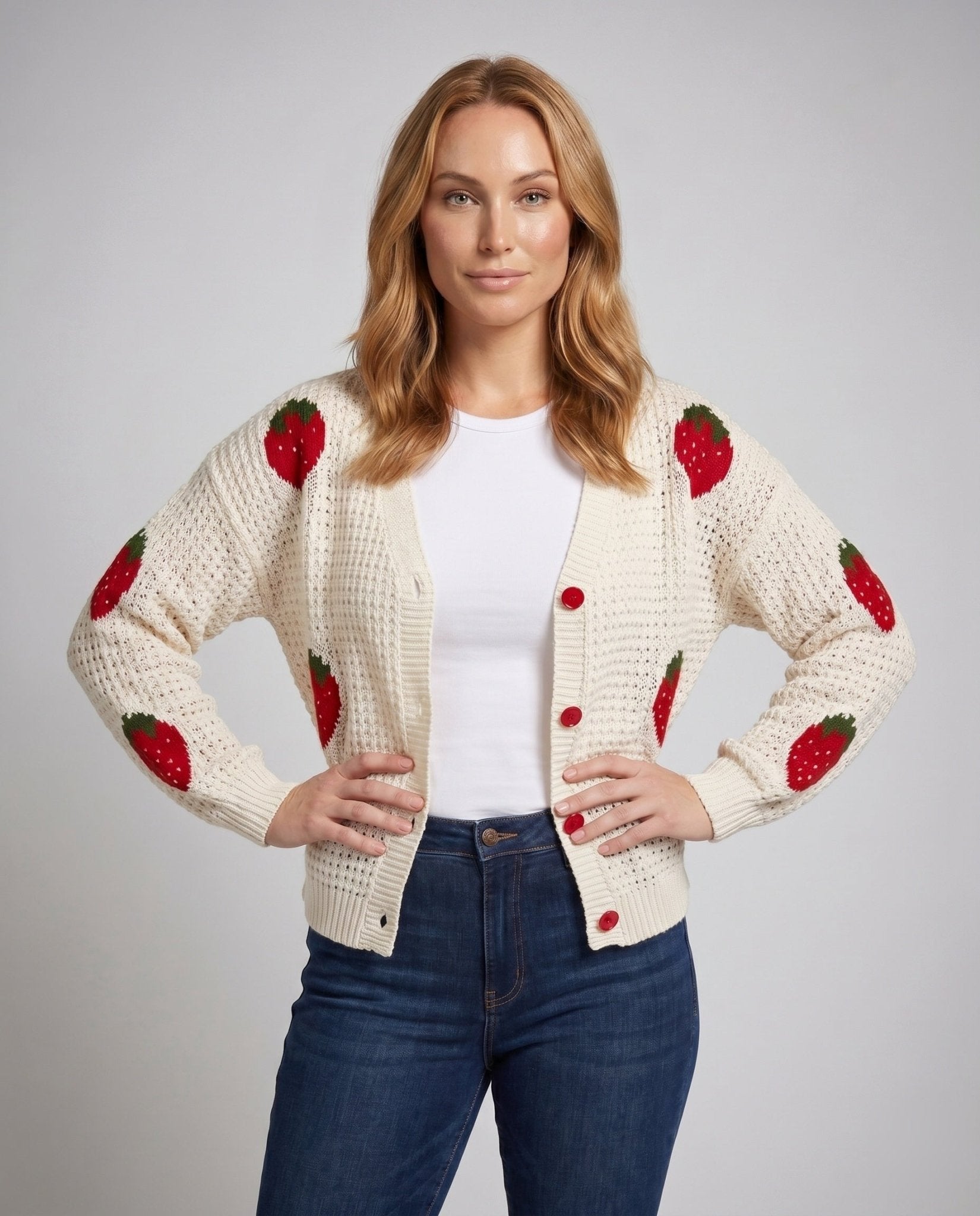 Women's cardigan with strawberry pattern and button placket - Chichicherry