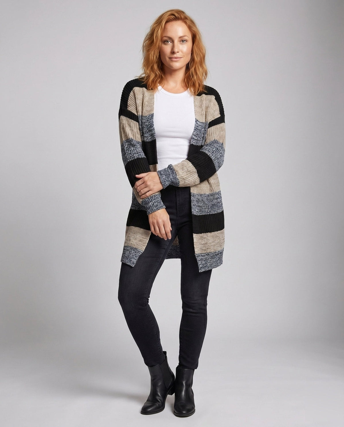 Women's cardigan with stylish striped pattern and oversized fit - Chichicherry
