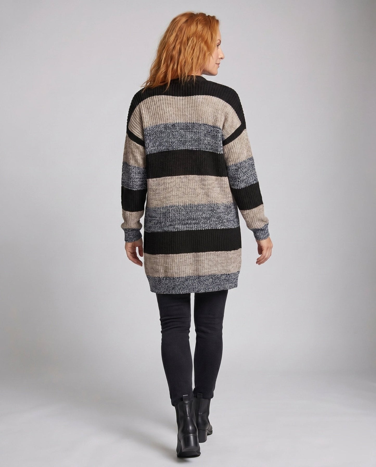 Women's cardigan with stylish striped pattern and oversized fit - Chichicherry