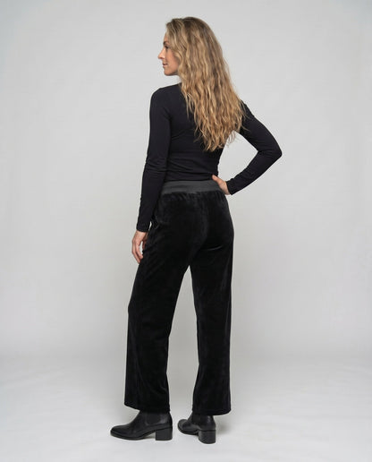 Women's casual and elegant velour trousers with wide leg - Chichicherry