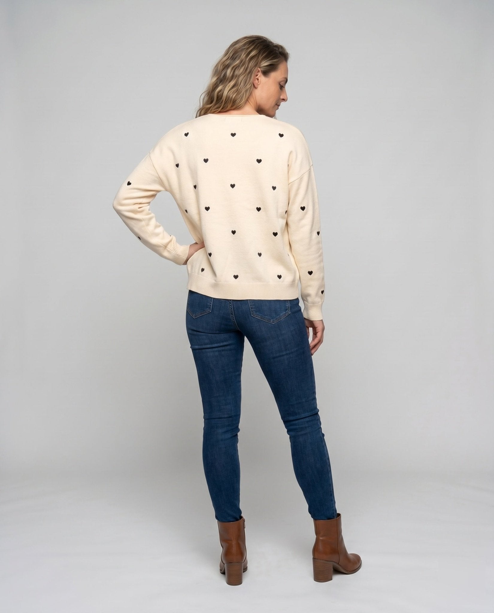 Women's casual cardigan with hearts and tie straps - Chichicherry