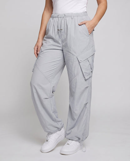 Women's Casual Cargo Pants with Loose Fit and Practical Pockets - lower body detail