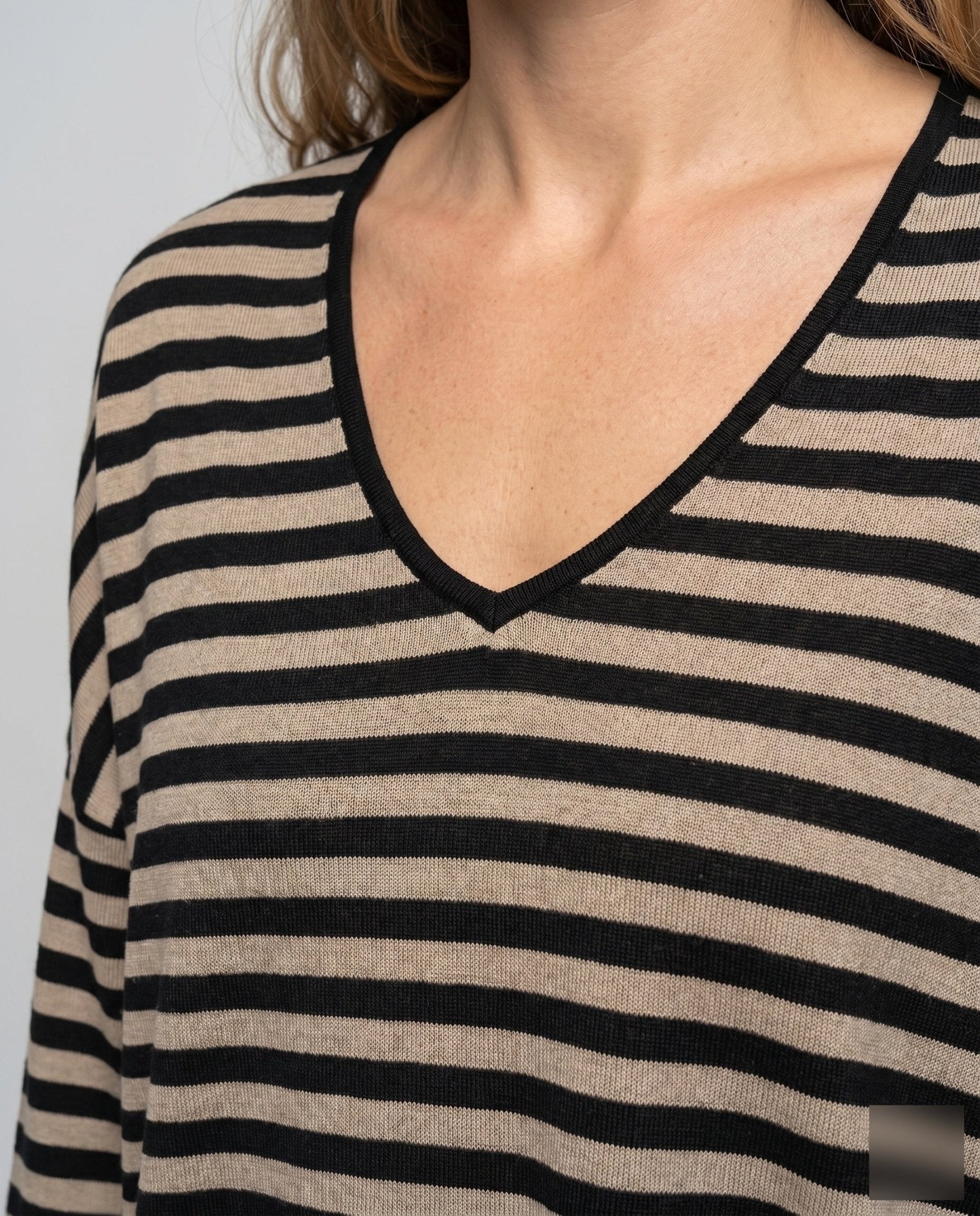 Women's Casual Long Sleeve Shirt with Trendy Striped Pattern and Loose Fit - Chichicherry
