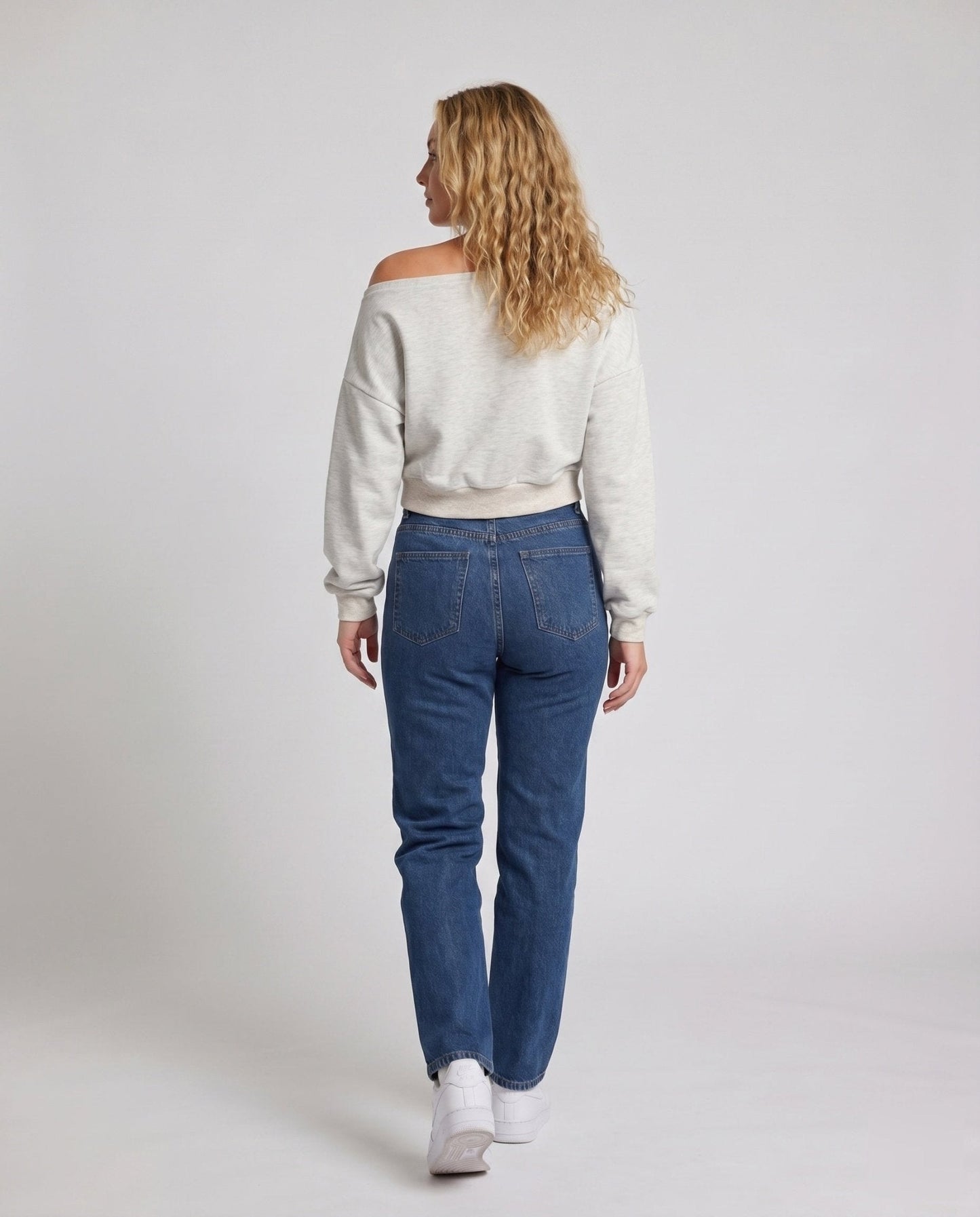 Women's casual off-shoulder sweatshirt - Chichicherry