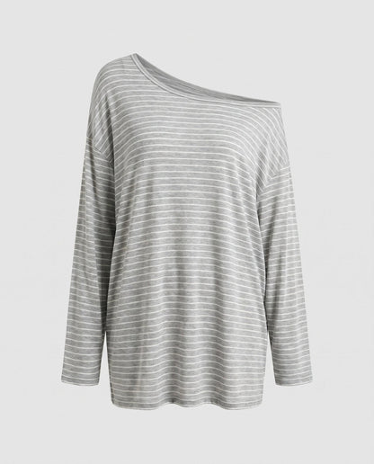 Women’s casual oversized shirt with wide, asymmetrical cut - Chichicherry