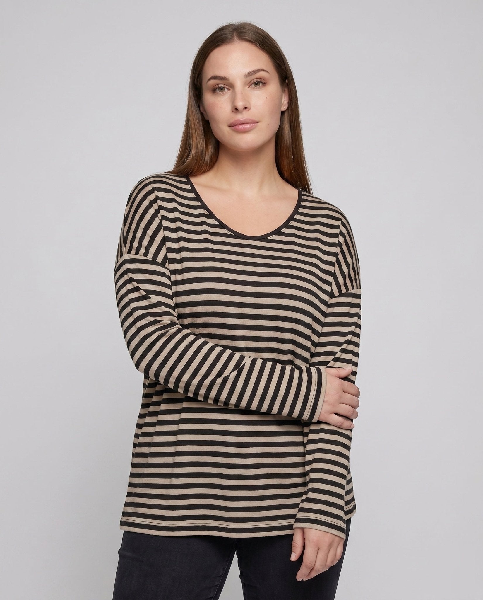 Women's Casual Oversized Shirt with Wide Stripes - Chichicherry