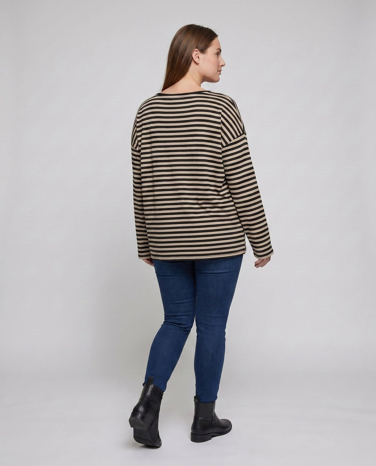 Women's Casual Oversized Striped Top with Deep V-Neck - Chichicherry