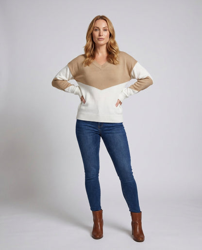 Women’s casual sweater with a loose fit and contrasting stripes - Chichicherry
