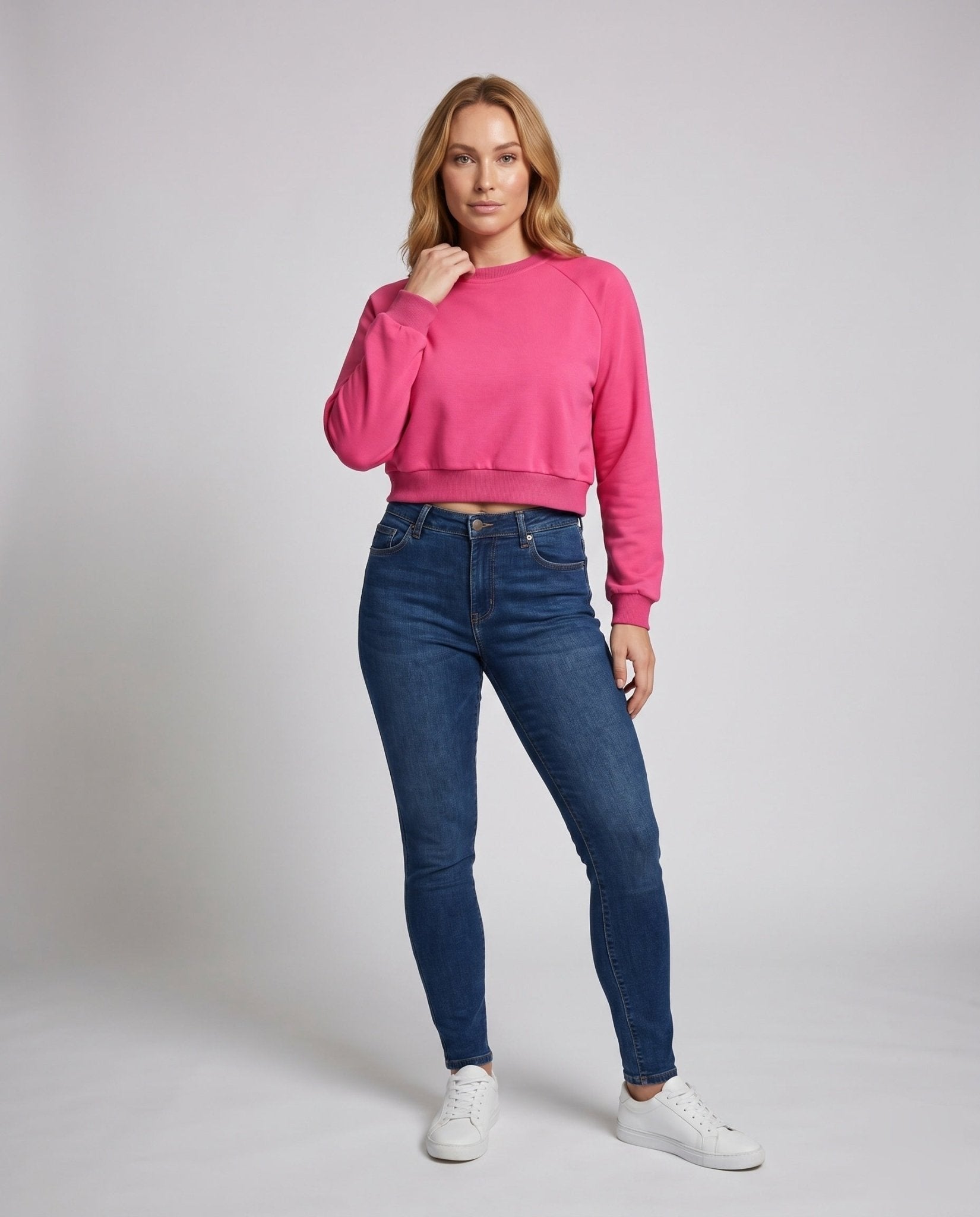 Women's casual sweatshirt with wide round neckline and elastic waistband - Chichicherry