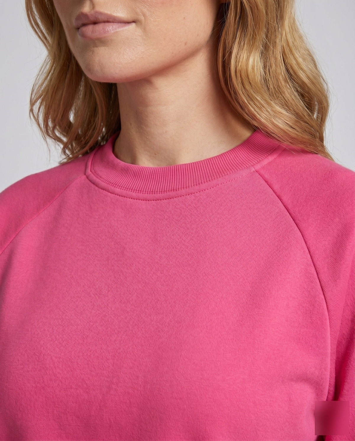 Women's casual sweatshirt with wide round neckline and elastic waistband - Chichicherry