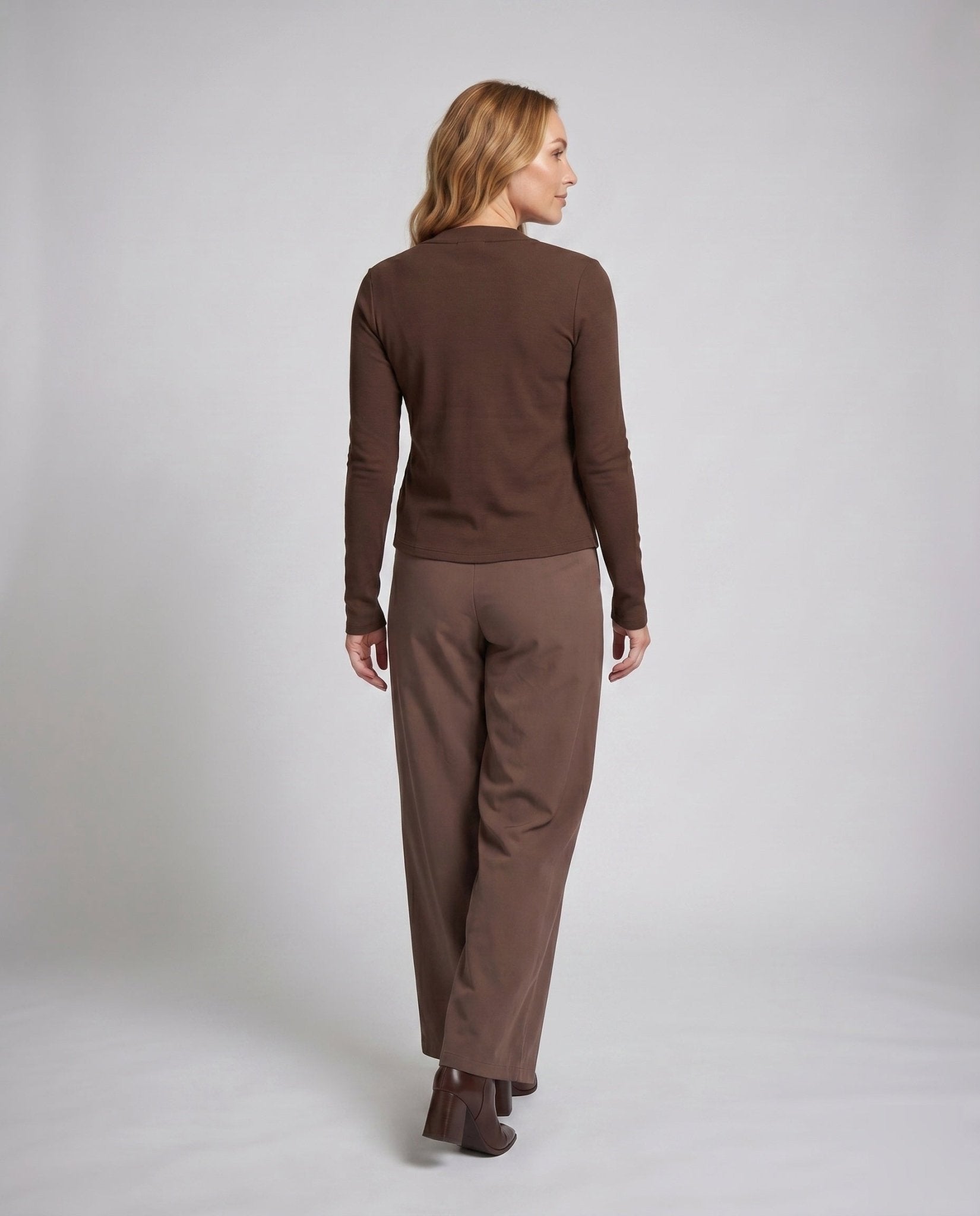 Women's elegant long sleeve blouse with fine button details - Chichicherry
