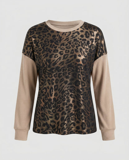 Women's Fashion Oversized T-Shirt with Animal Prints and Long Sleeves - Chichicherry