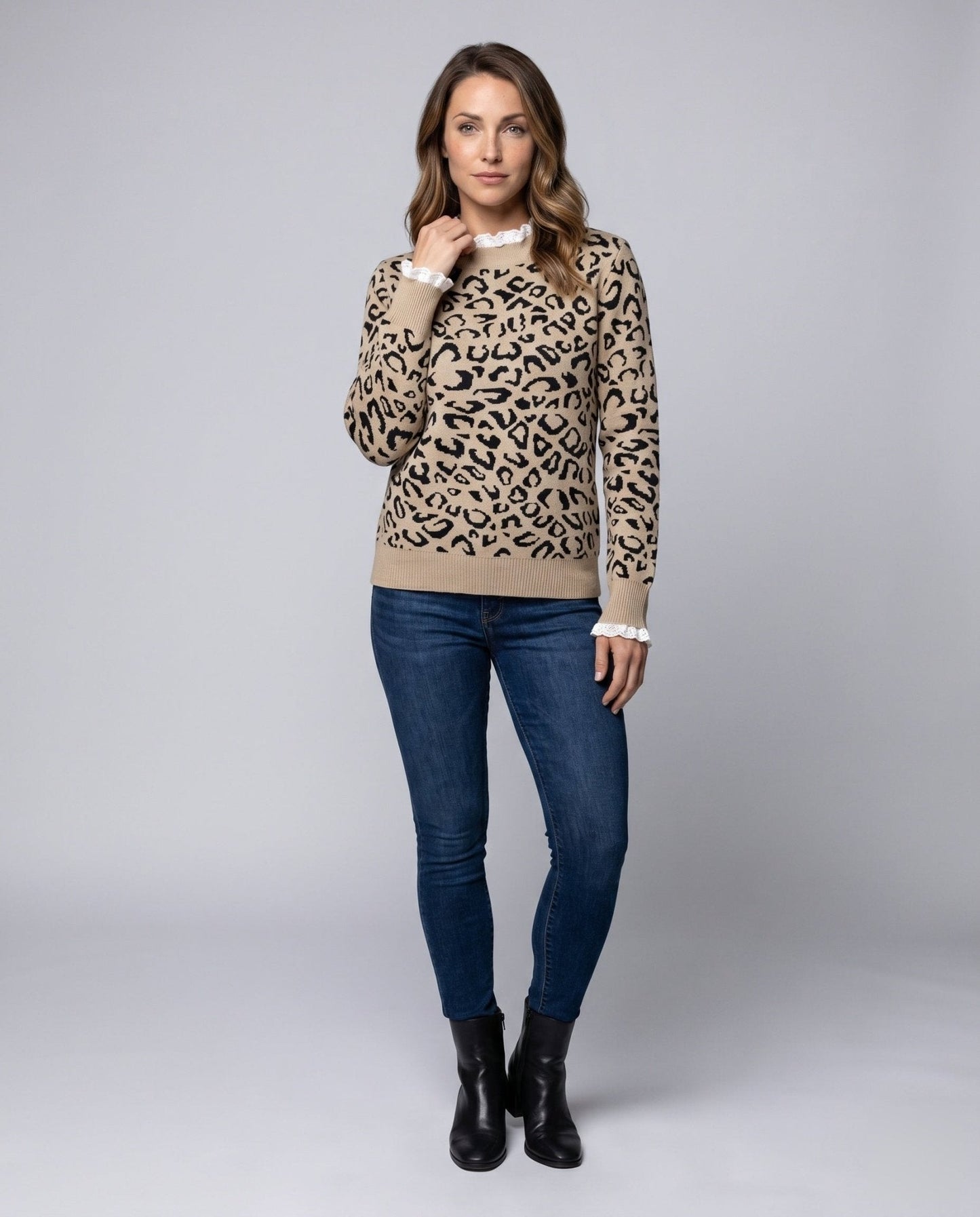 Women's fashionable knitted sweater with leopard pattern and ruffle accents - Chichicherry