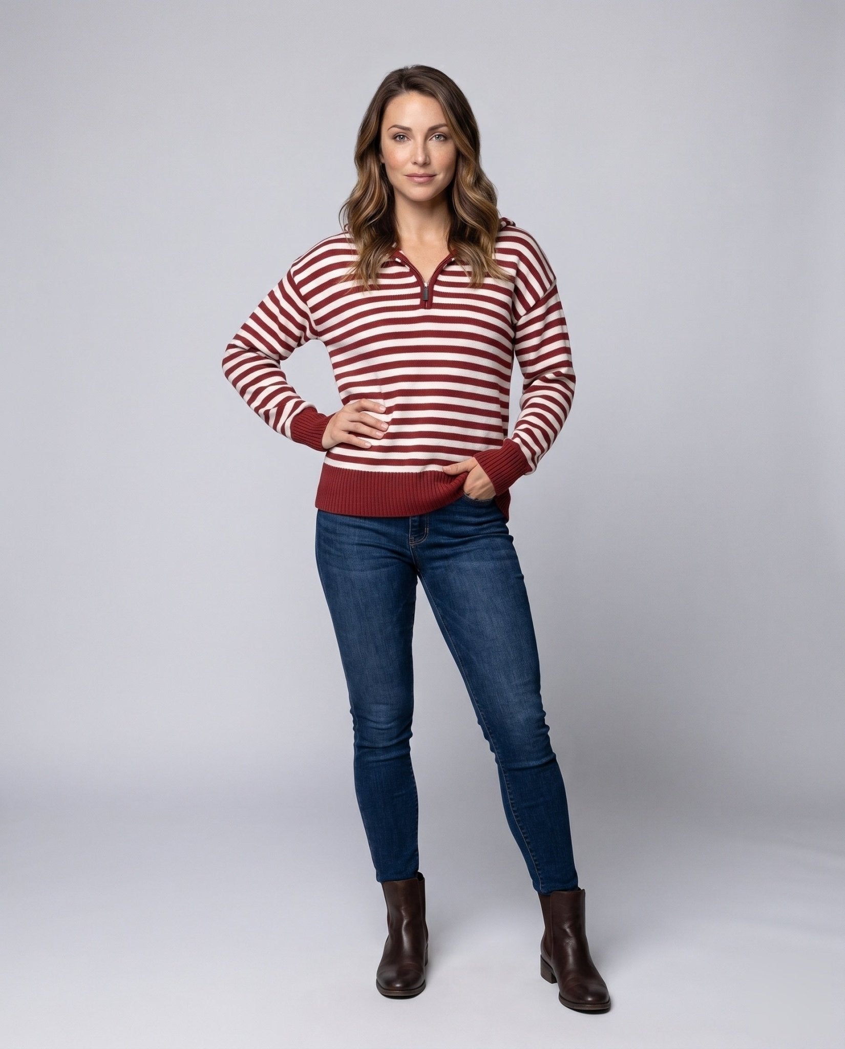 Women's hooded sweatshirt with striped design and half zipper - Chichicherry