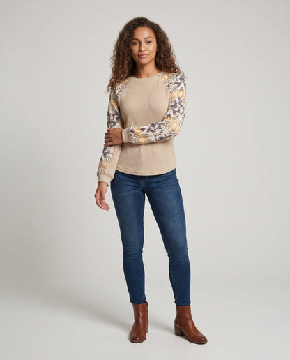 Women's knit top with colorful sleeve details - Chichicherry