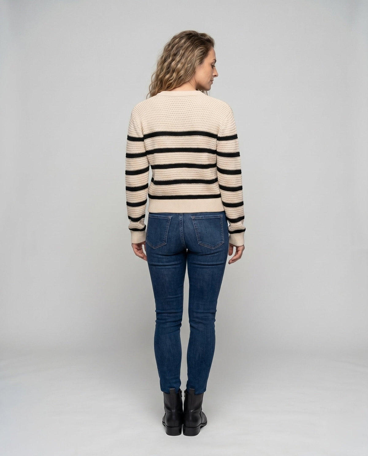 Women's knitted sweater with button placket and striped pattern - Chichicherry