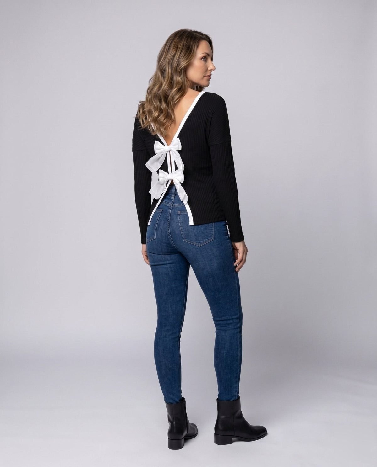 Women's long sleeve shirt with boat neckline and ribbed texture - Chichicherry