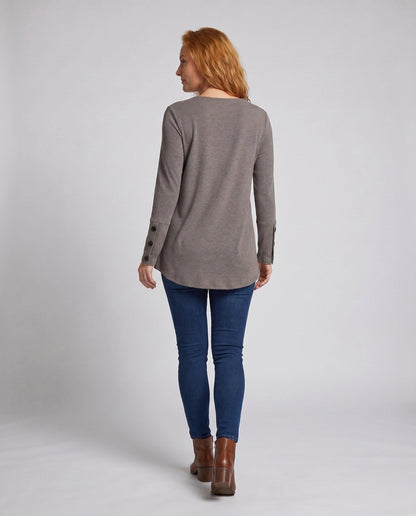 Women’s long sleeve shirt with button details and loose fit - Chichicherry