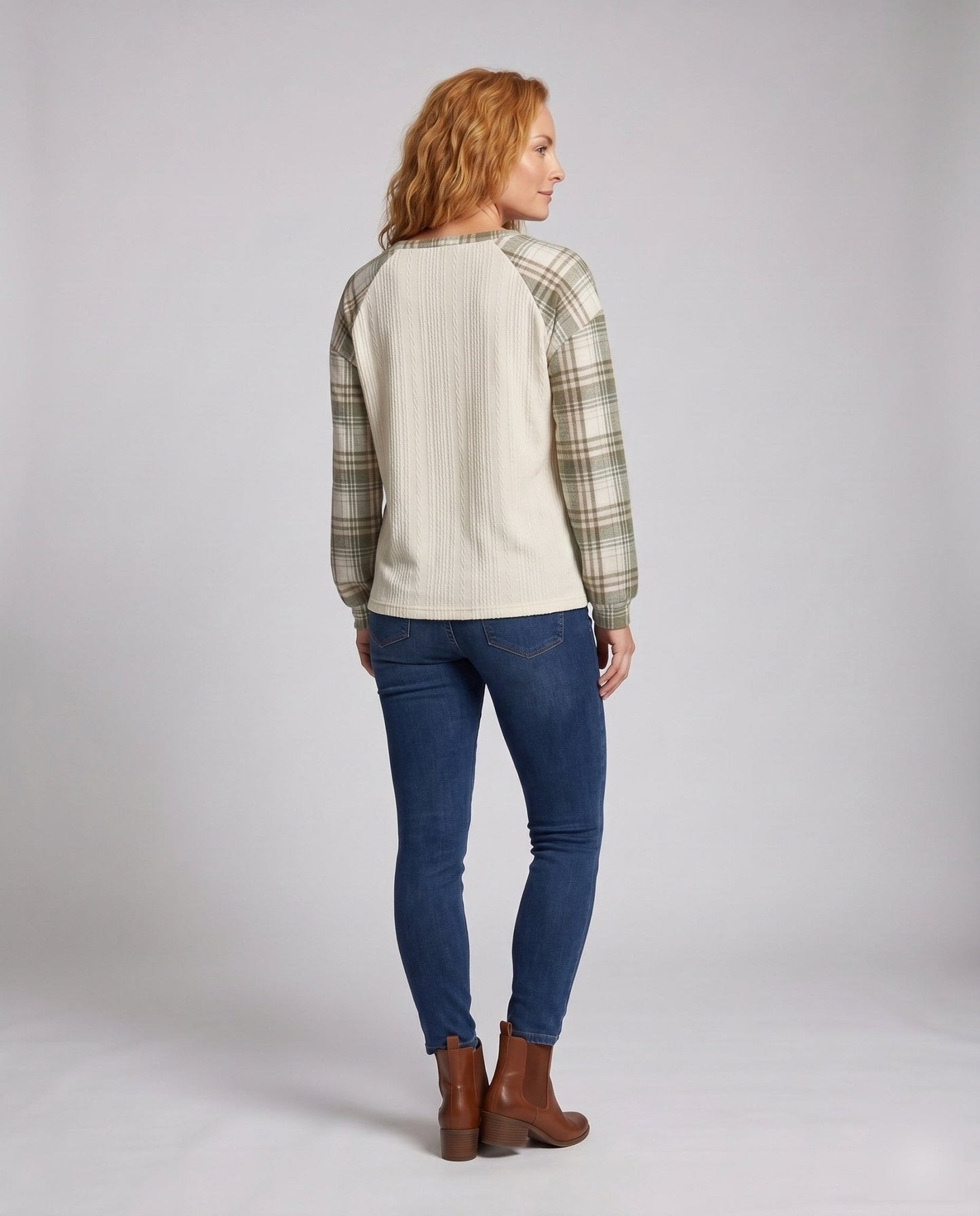 Women's Long Sleeve Shirt with Checkered Pattern and Textured Fabric - Chichicherry