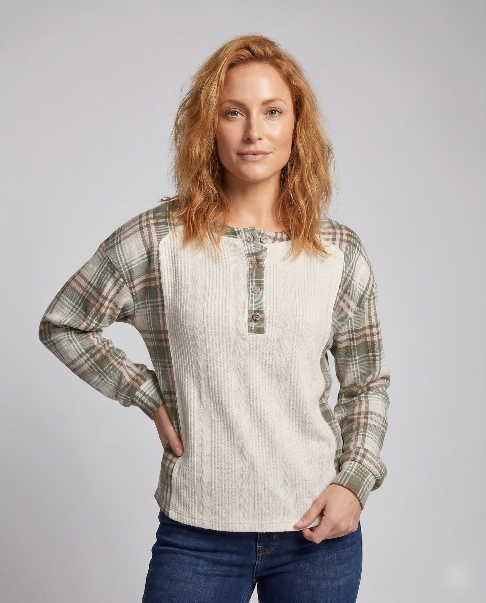 Women's Long Sleeve Shirt with Checkered Pattern and Textured Fabric - Chichicherry