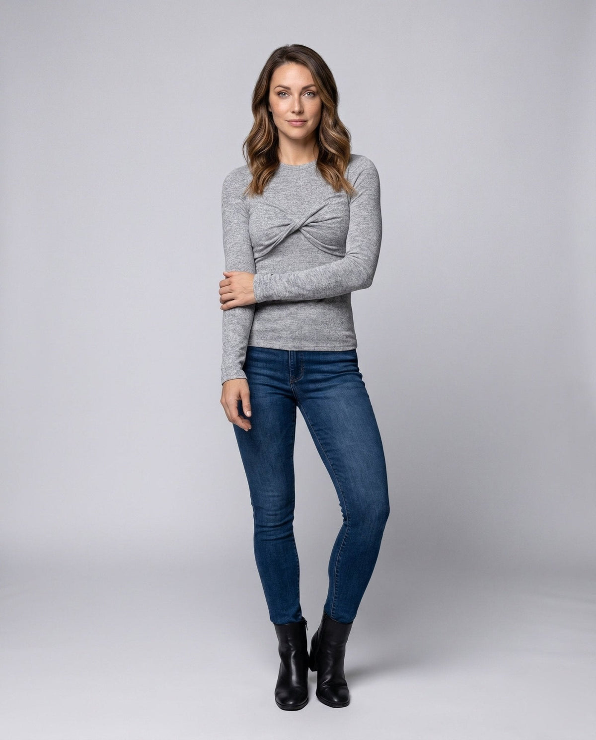 Women's Long Sleeve Shirt with Stylish Knot Design - Chichicherry