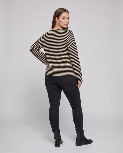 Women's Long Sleeve T-Shirt with Modern Stripe Pattern - Chichicherry