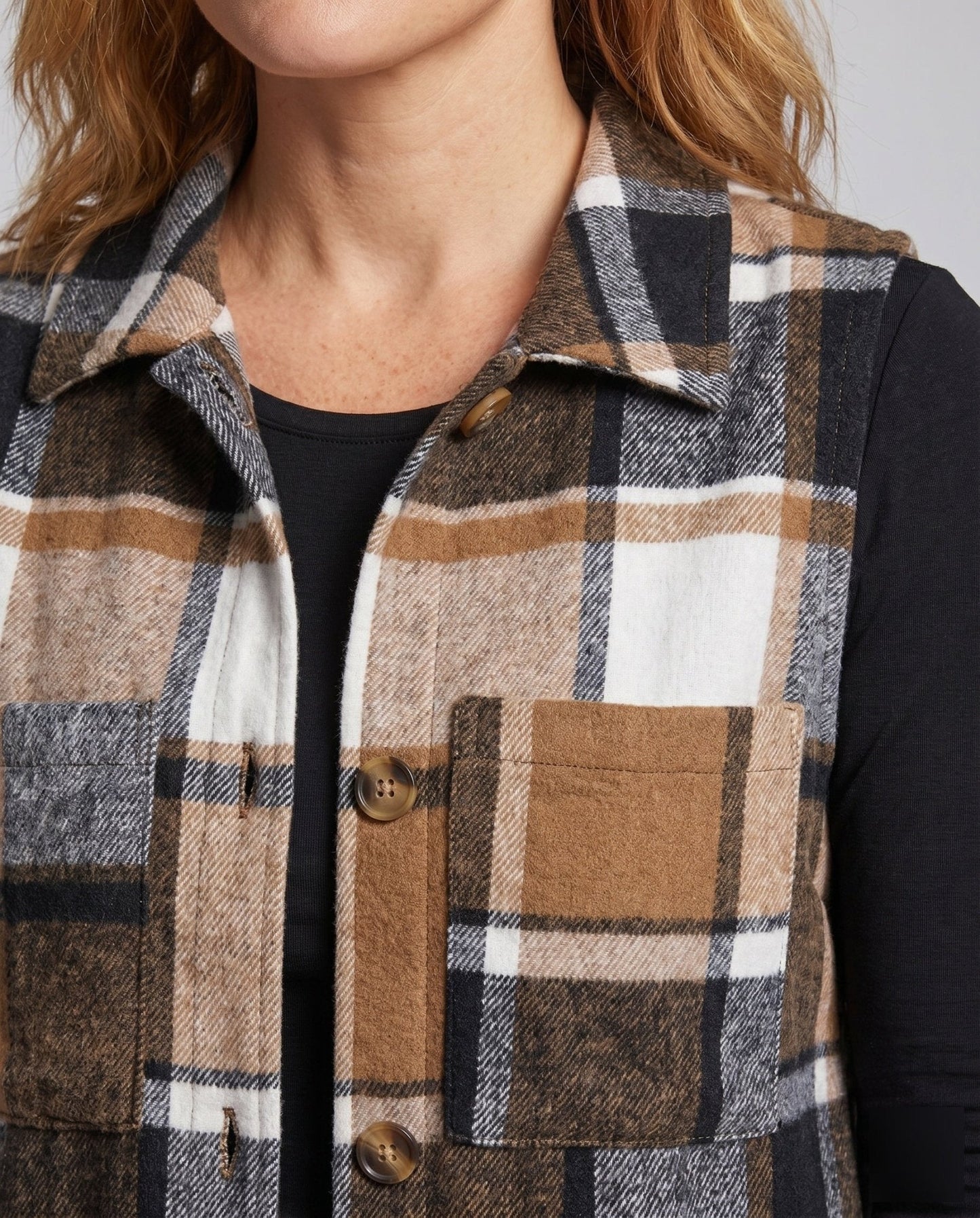 Women's Long Sleeve Vest with Check Pattern and Practical Pockets - Chichicherry