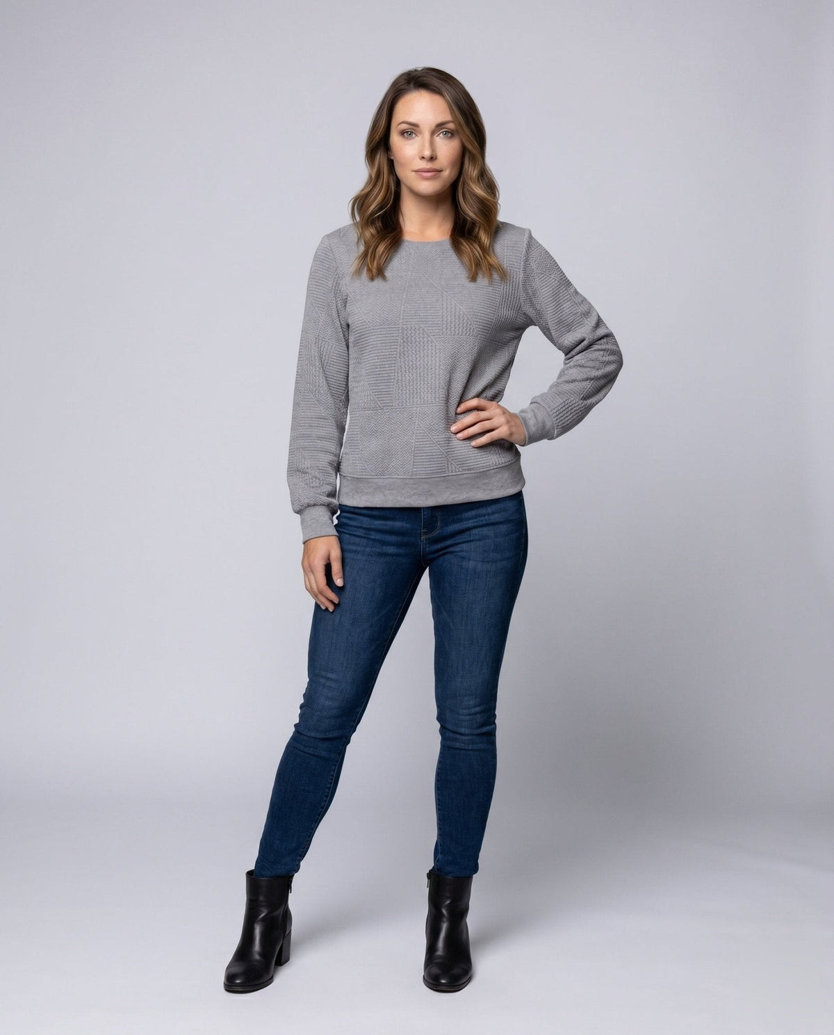 Women's Loose-Fit Pullover with Textured Design - Chichicherry