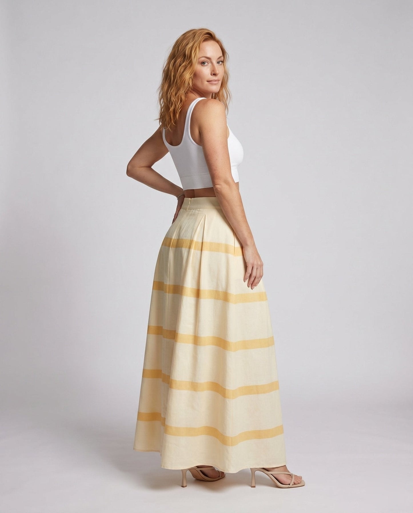 Women's maxi skirt with elegant stripe pattern in fluid design - Chichicherry