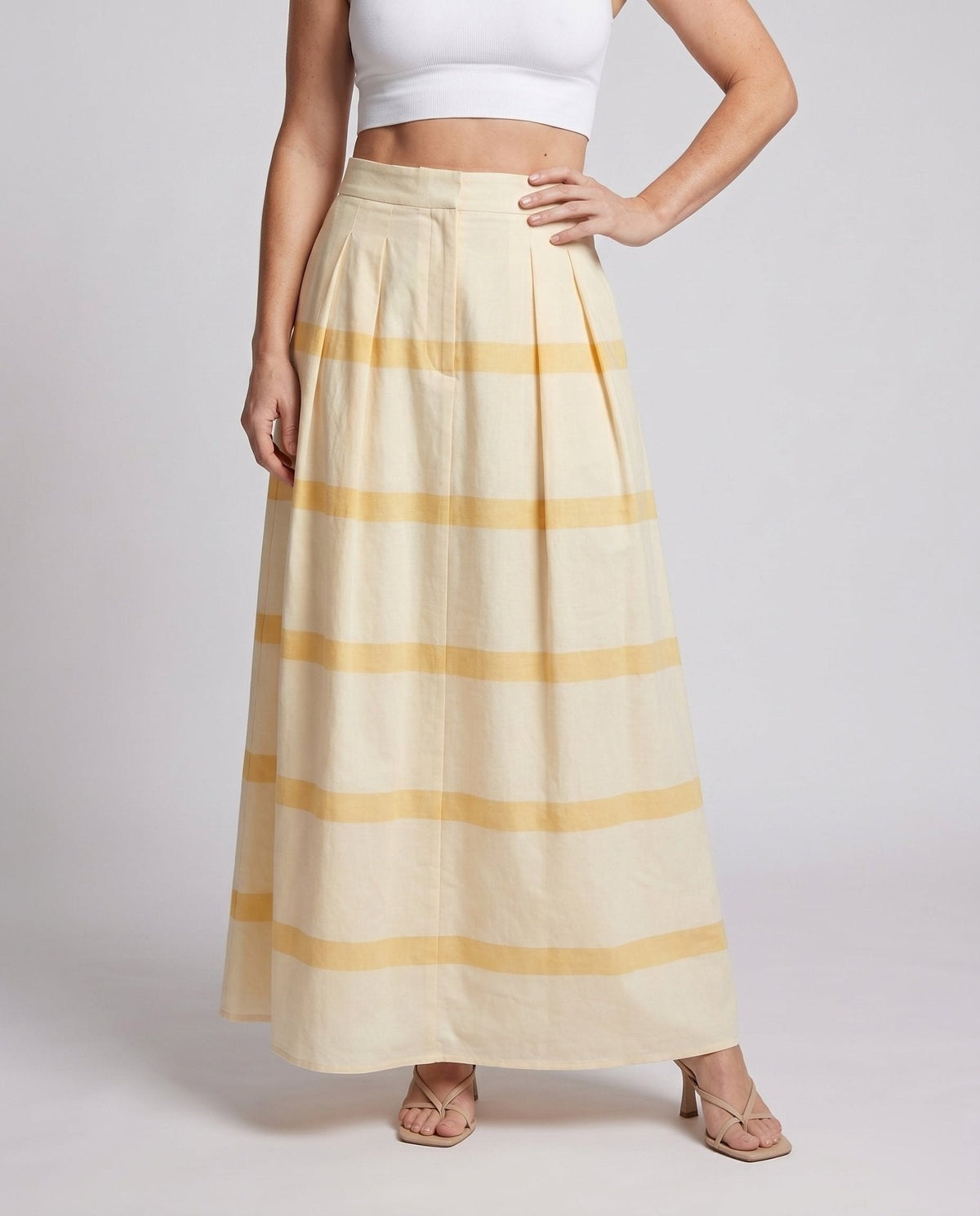Women's maxi skirt with elegant stripe pattern in fluid design - Chichicherry