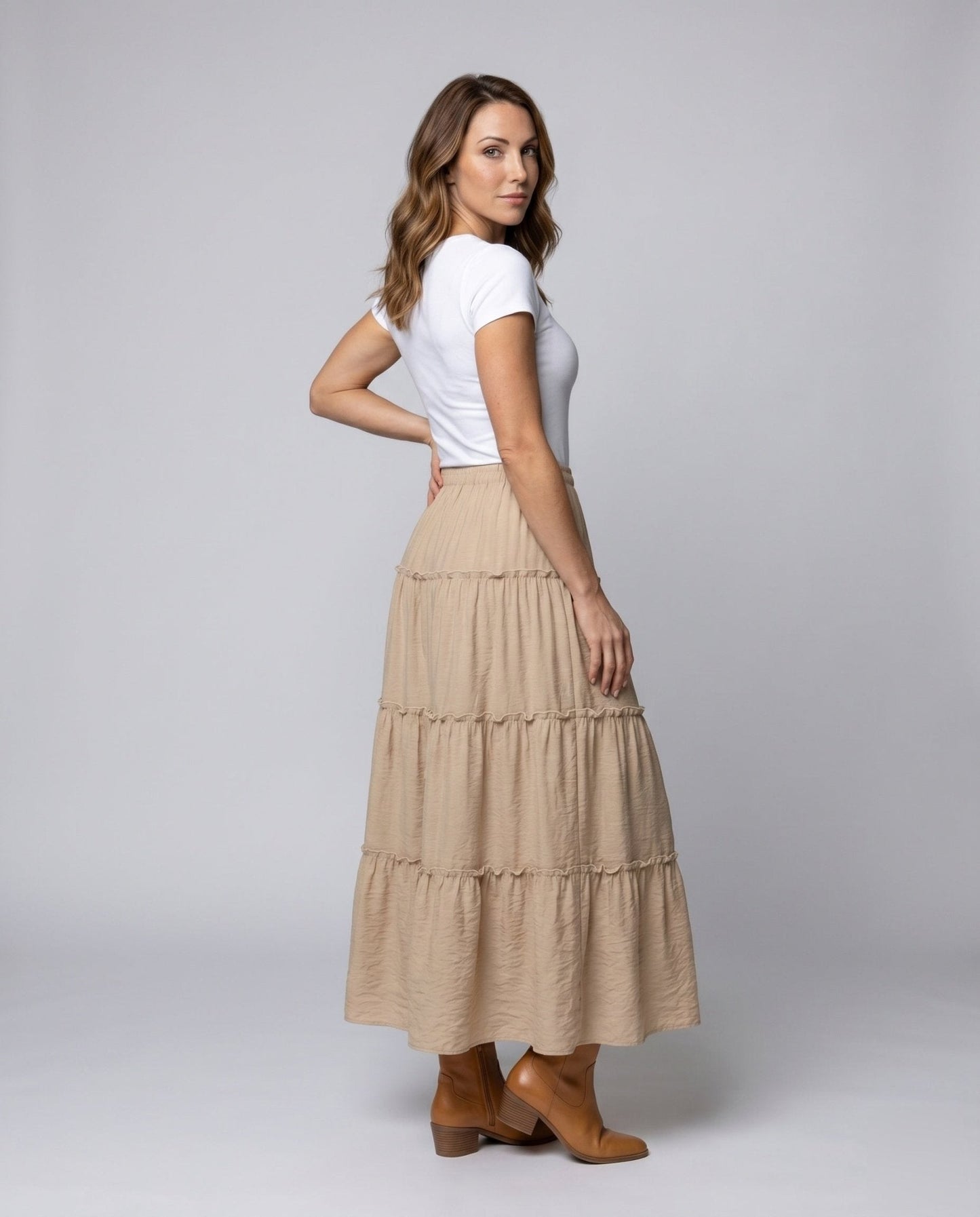 Women's maxi skirt with voluminous tiers and elastic waistband - Chichicherry