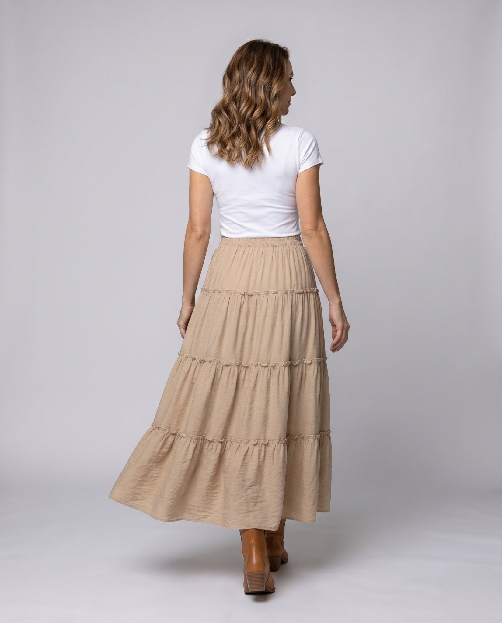 Women's maxi skirt with voluminous tiers and elastic waistband - Chichicherry