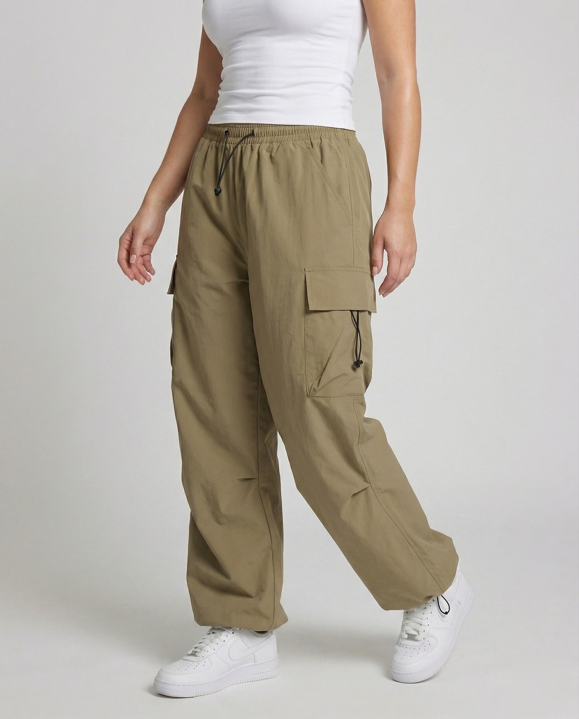 Women's Military Cord Closure Blended Fabric Balloon Cargo Pants - lower body detail