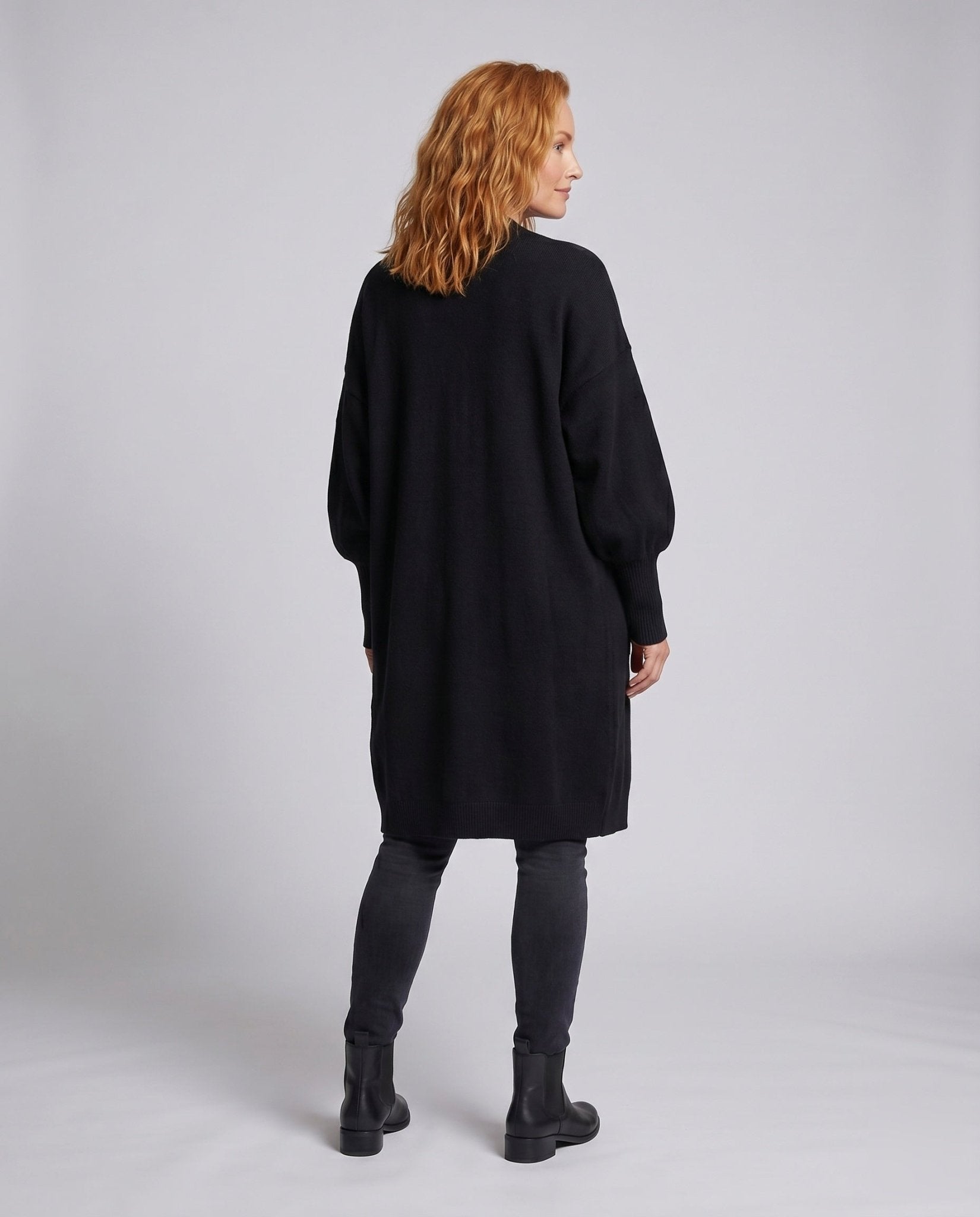 Women's Plus Size Cardigan with Soft Material and Casual Cut - Chichicherry