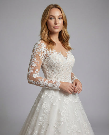 Women's Princess Bridal Dress Lace Long Sleeve Train - upper body detail