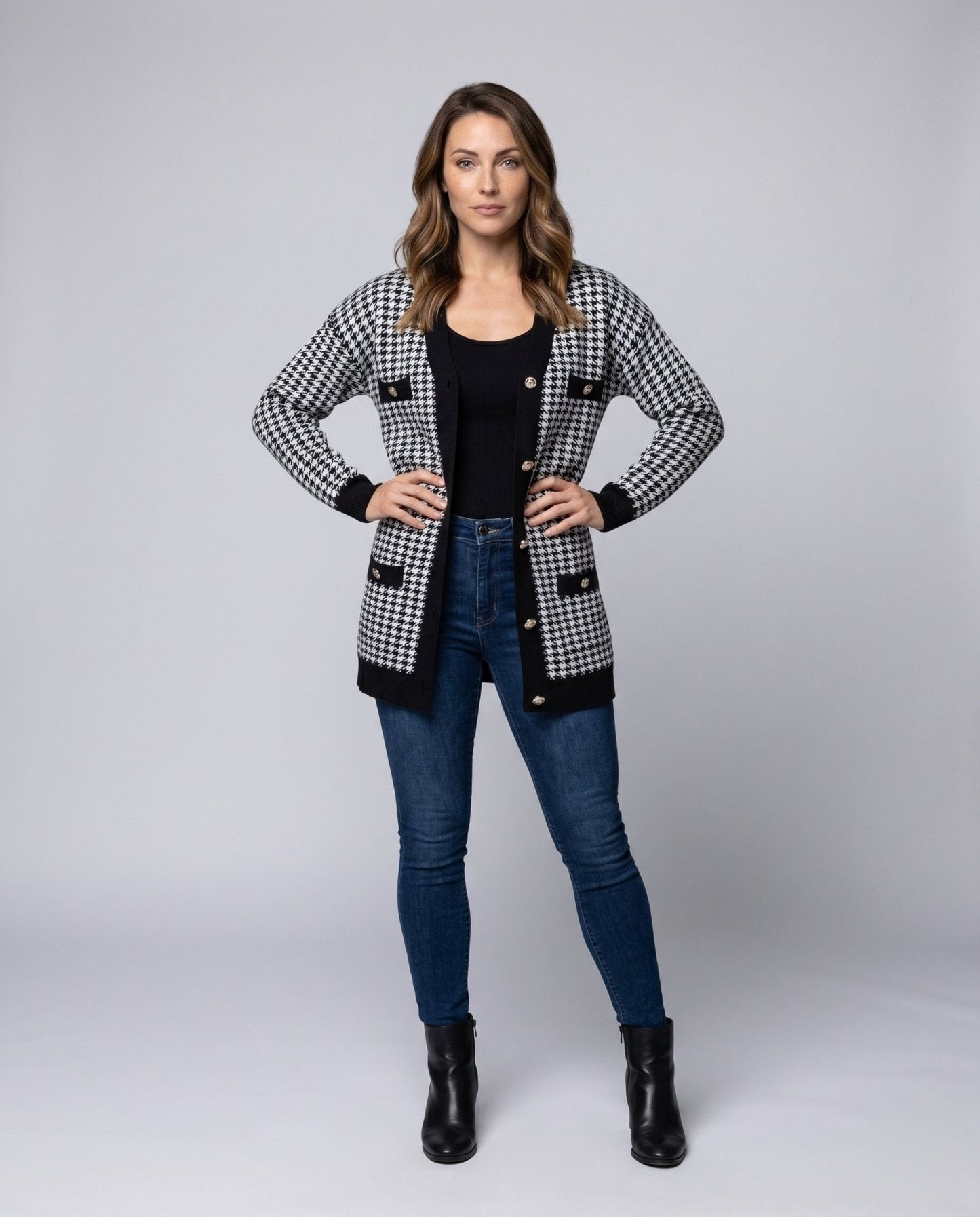 Women's stylish cardigan with houndstooth pattern and elegant button details - Chichicherry