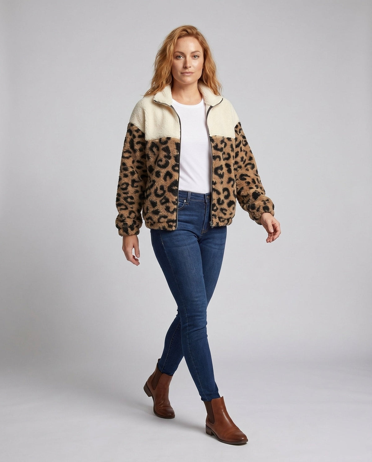 Women’s stylish fleece jacket with leopard pattern and high collar - Chichicherry