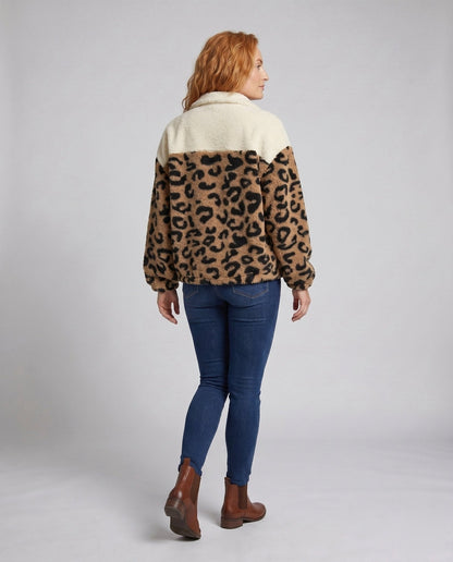 Women’s stylish fleece jacket with leopard pattern and high collar - Chichicherry
